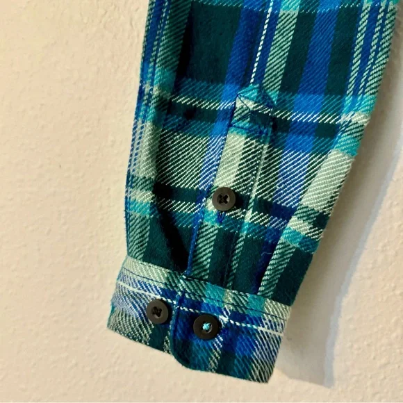 Cotopaxi Women’s Mero Organic Flannel Shirt - Deep Ocean Plaid - Picture 3 of 5